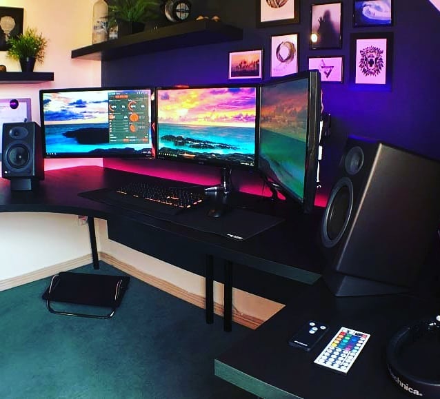 Attractiveness of a gaming desk