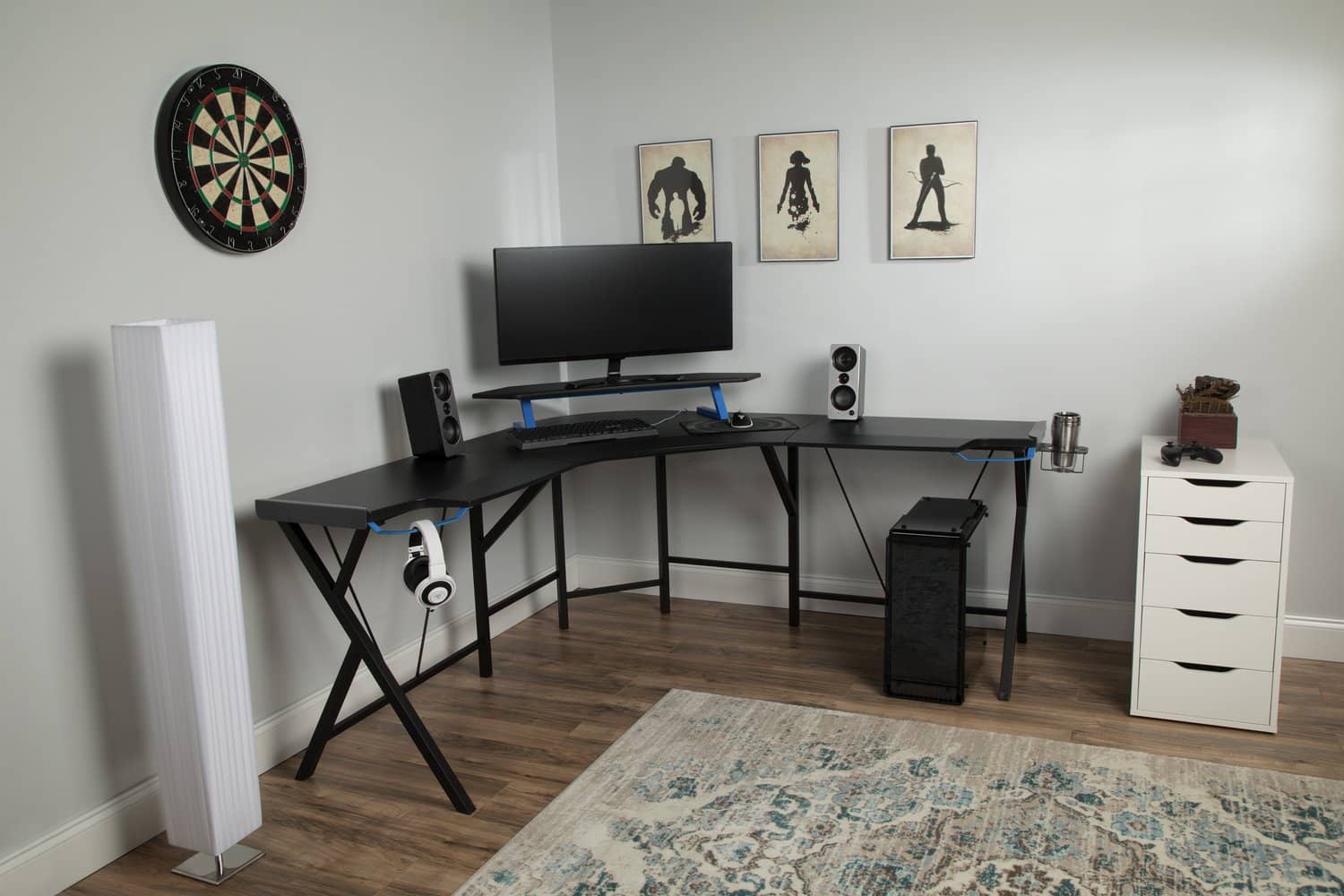 Gaming desk setup for gamers