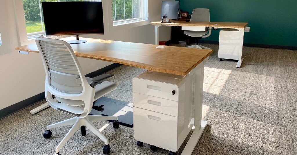 Uplift V2 Standing Desk bamboo