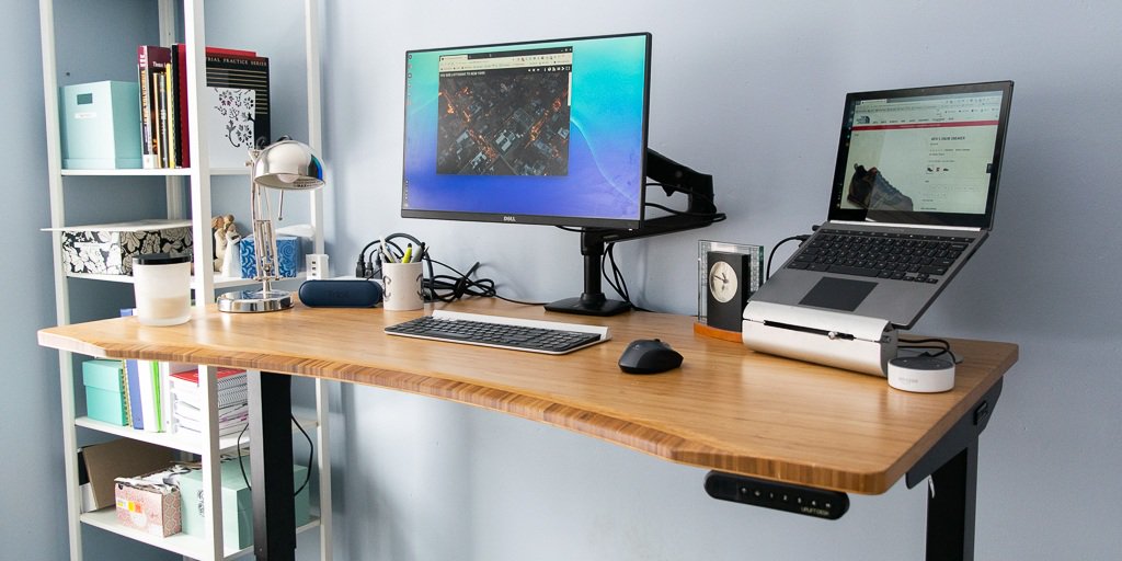 UPLIFT V2 standing desk