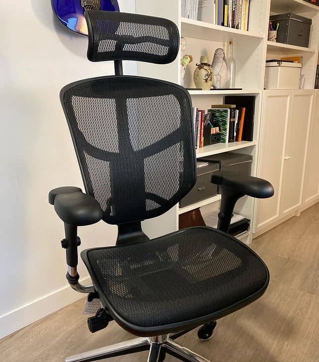 Workpro Quantum 9000 chair with headrest