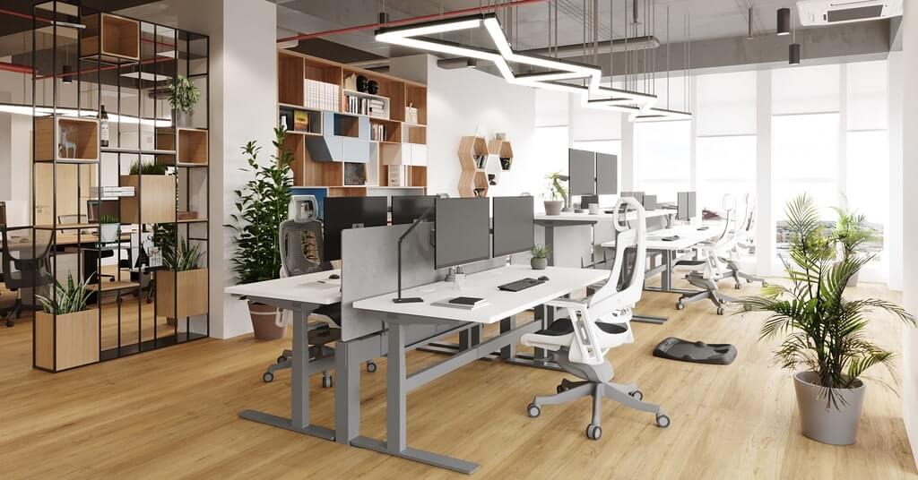 Pursuit ergonomic chair by UPLIFT desk