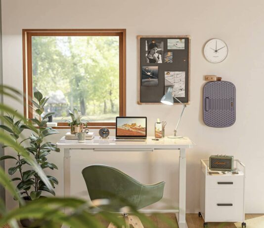 Standing desk for tall people