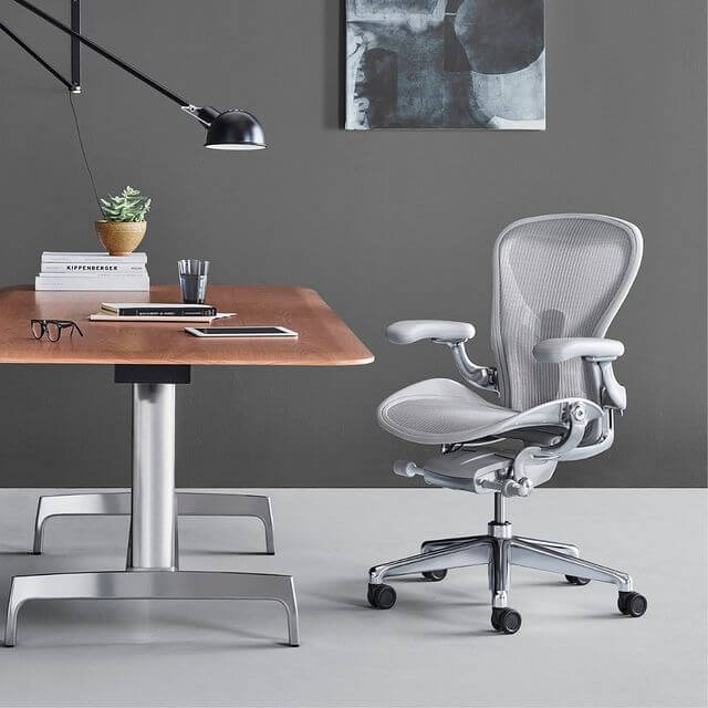 Aeron chair