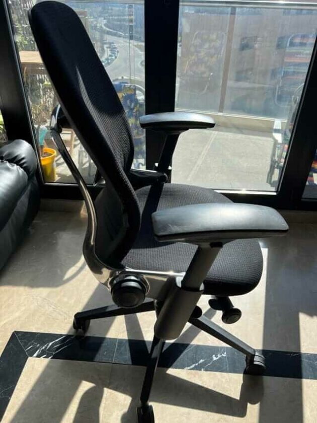 Steelcase Gesture vs. Leap Which ideal chair to get!