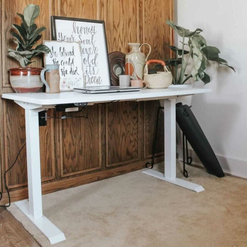 Furmax standing desk review is a Spliced Tabletop Decent Enough for Work?