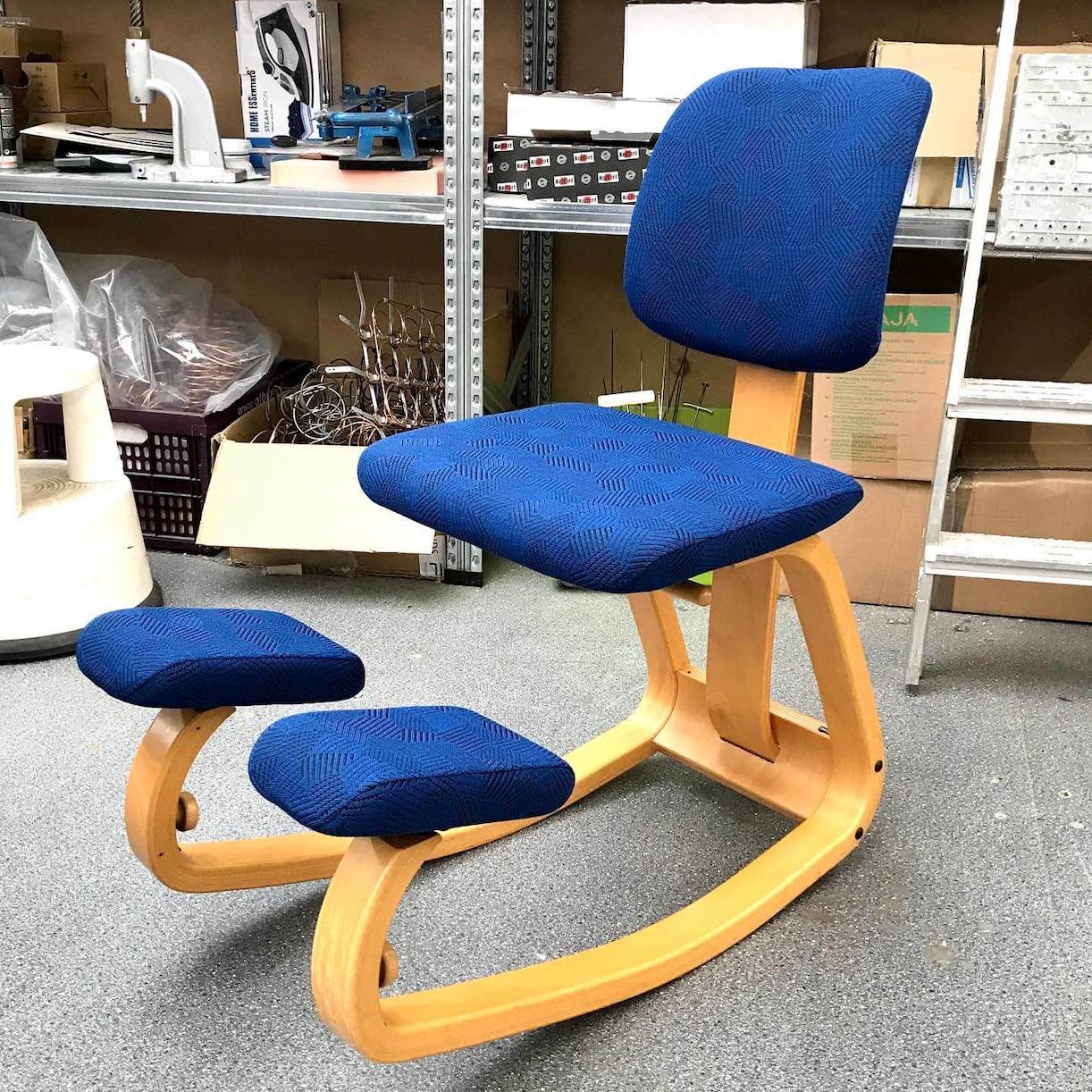 Orange Memory Foam/Bearing 300 Lbs tjz Rocking Kneeling Chair Ergonomic Posture Correction Rocker Stool with Back Support Correction Kneeling Chair 