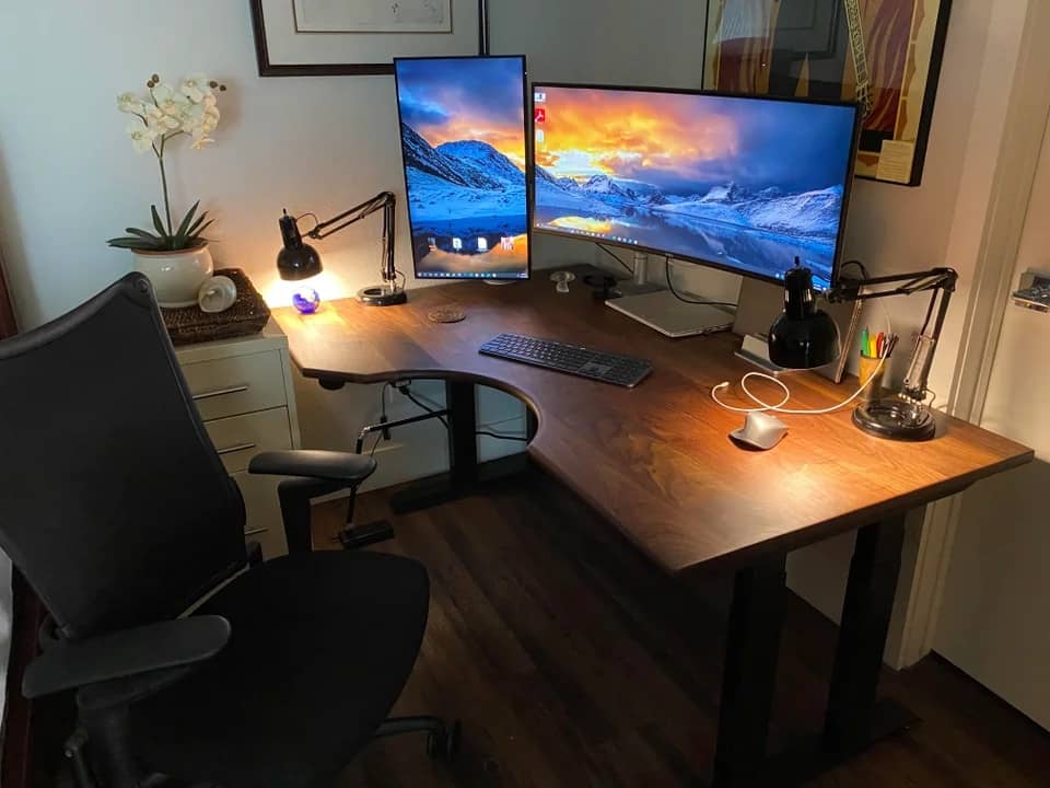 I Own 6 Standing Desks. This One is BY FAR THE BEST - Deskhaus Apex Pro  Review 