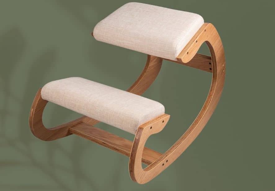 a VEVOR kneeling chair