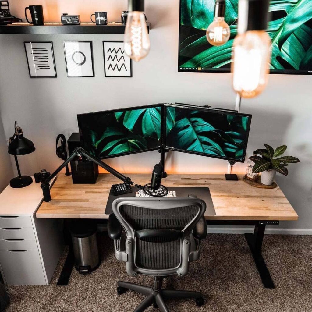 Flexispot E7 vs Uplift V2 which standing desk should you bring home?