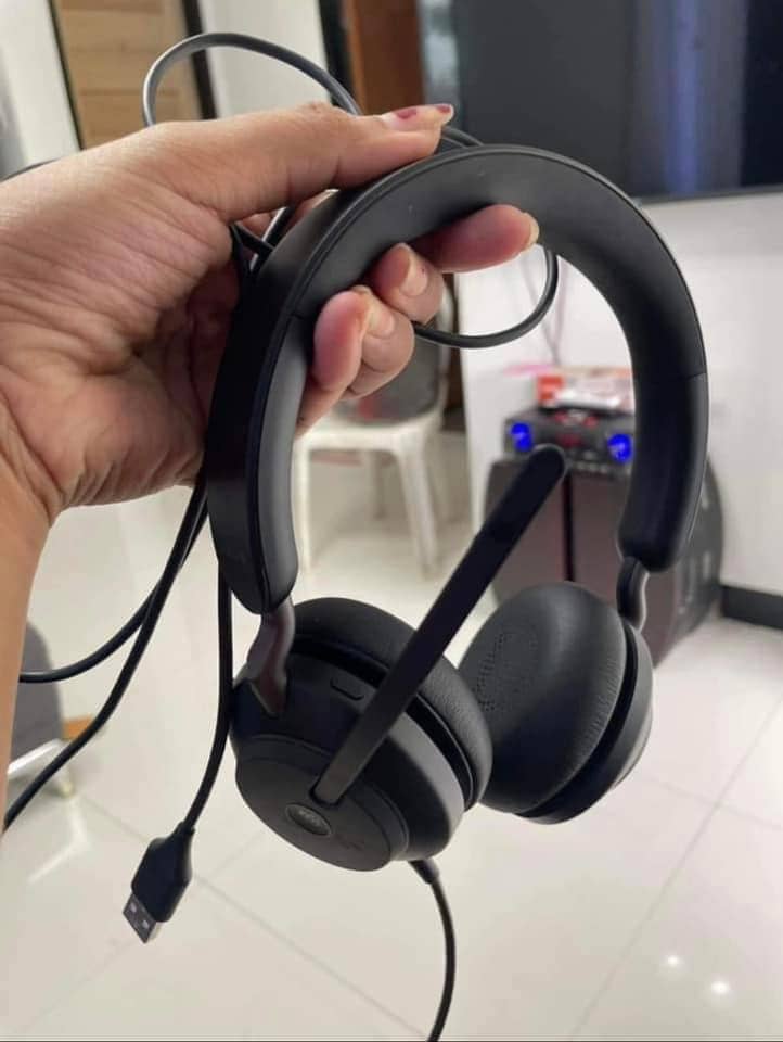 Noise Cancelling Headset 2
